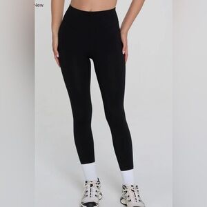 Form Core Leggings